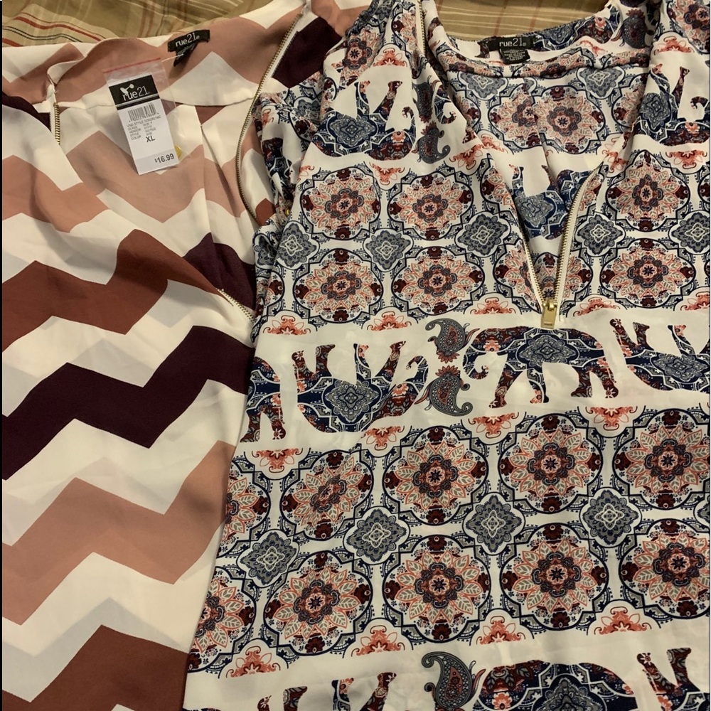 2 Rue 21 blouses